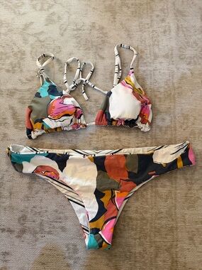 Billabong Reversible Bikini Set